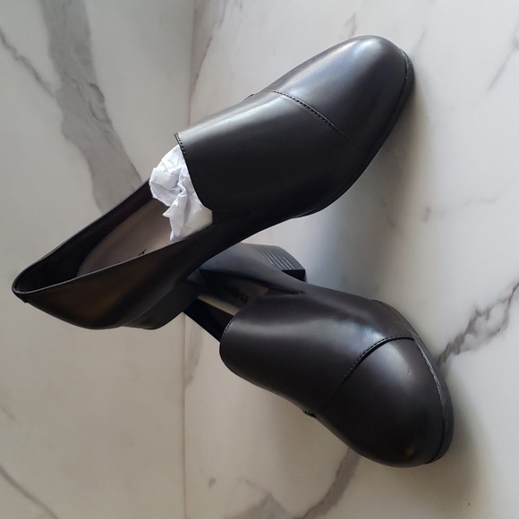 Trotters Moment Monarch Style Leather Loafer Brown Size 9W - Picture 2 of 10